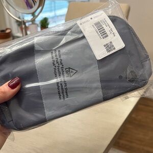 Lululemon everywhere belt bag